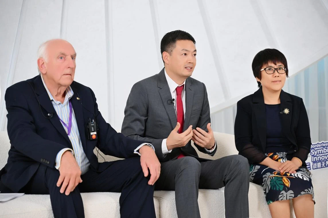 新华网丨国际管理咨询协会理事会深度参访撬动咨询 见证中国战略的落地力量 · 相关配图