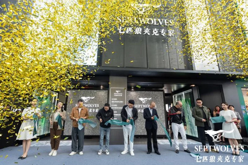 ee5d0a43ce6f49878429a054a11c65b6.jpg 图片35.jpg
